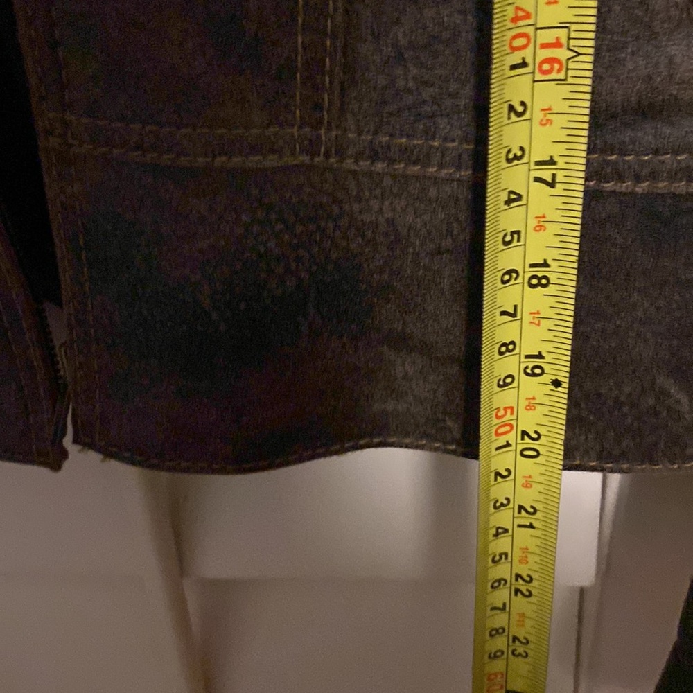 Leather jacket - Picture 5 of 5
